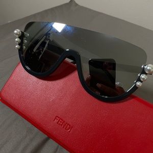 Fendi Mirrored Sunglasses